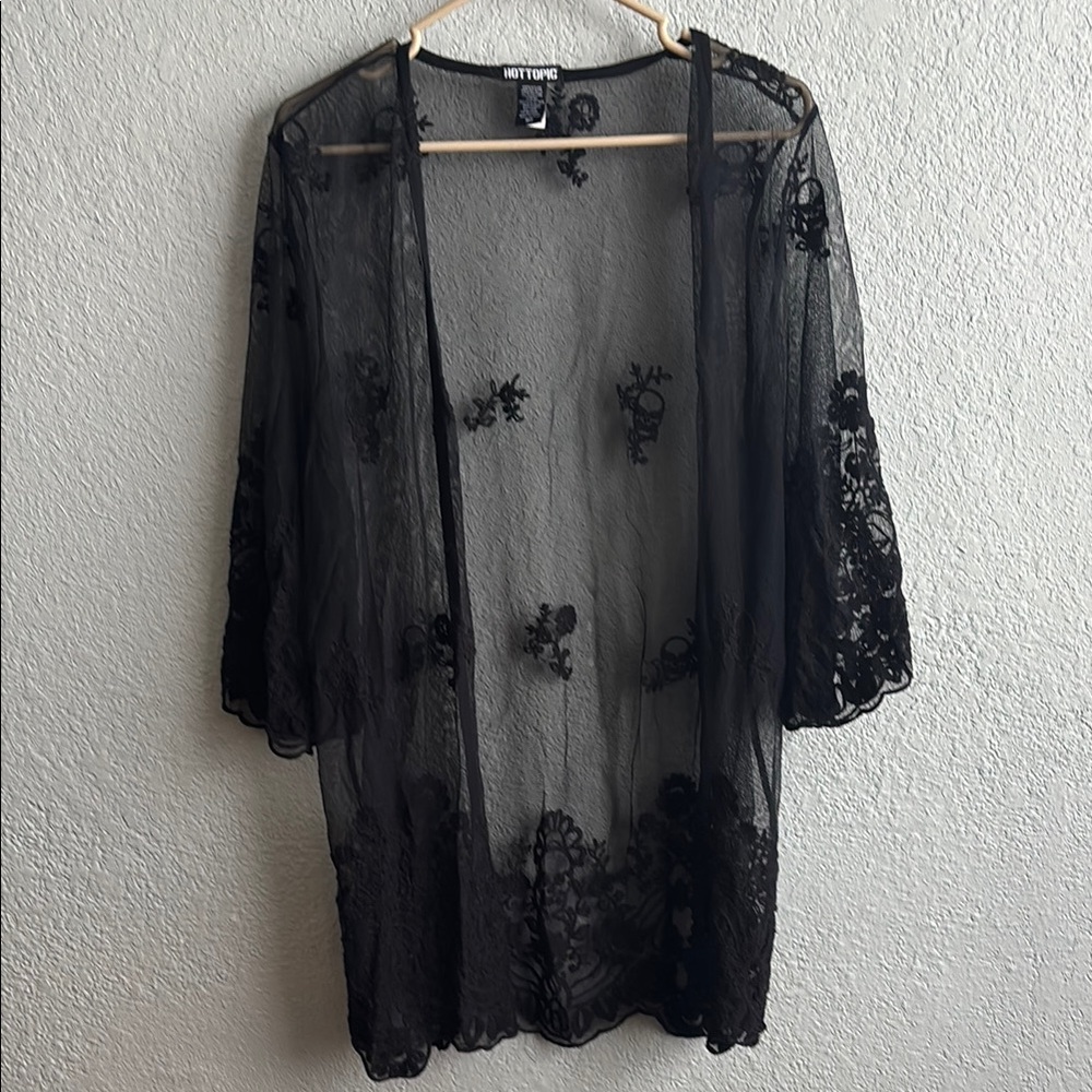 Hot Topic Black Embroidered Floral Skull Kimono